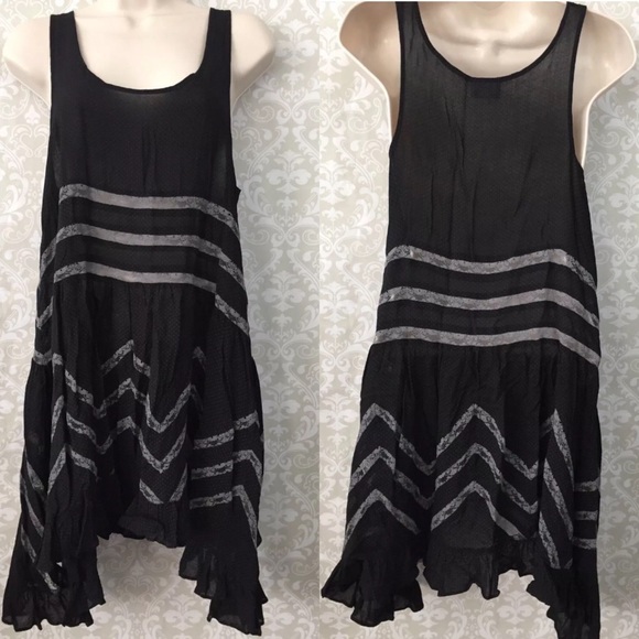 Free People Tops - Intimately Free People Lace Trim Handkerchief Top